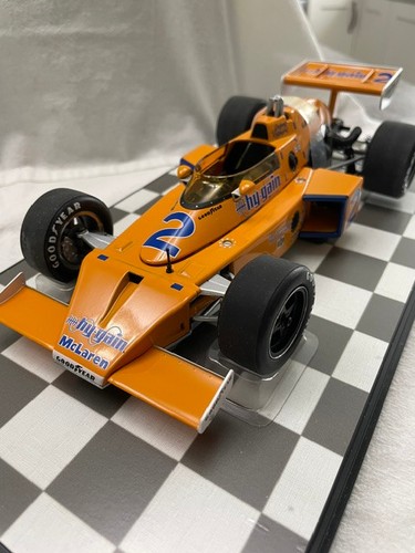 Carousel mclaren m16b - carousel-1, 1/18