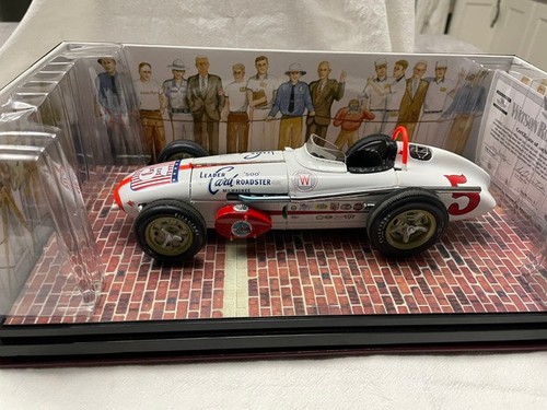 Carousel 18 watson - carousel-1, 1/18