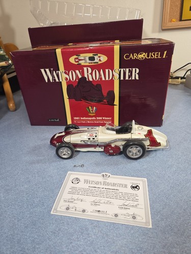 Carousel watson roadster - carousel,